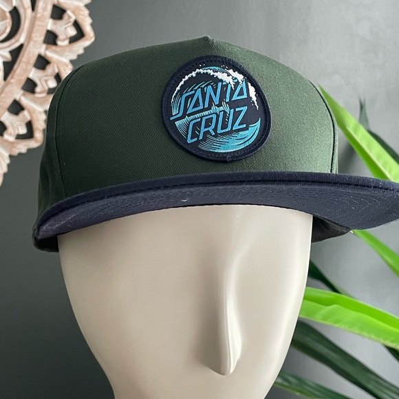 Santa Cruz Skateboards Other - SANTA CRUZ Mid Profile Snapback Hat Wave Dot Skate Hat